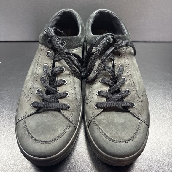 ECCO Mens Size US 9 EUR 43 Danish Design All Black Soft Leather Shoes
